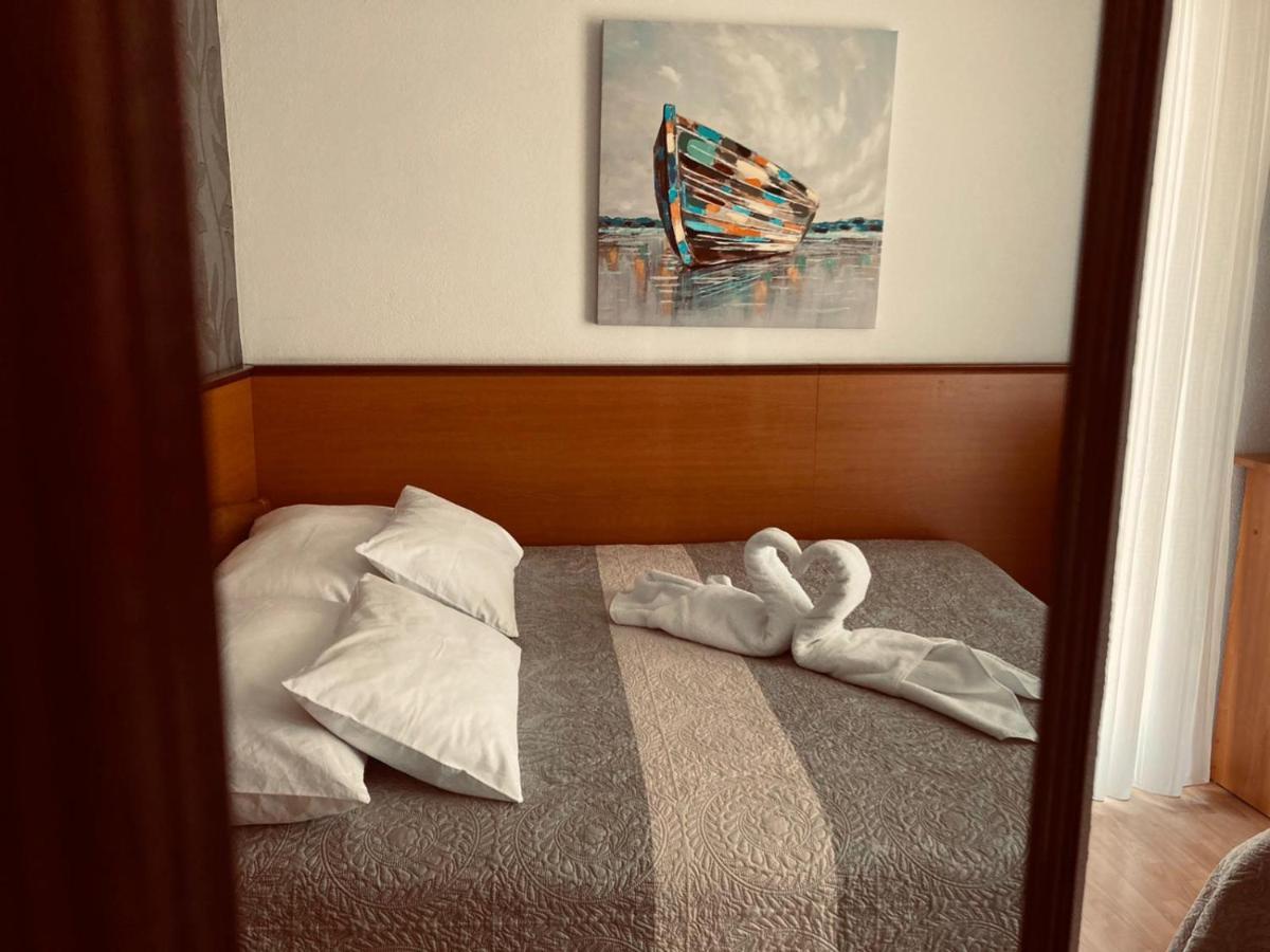 Sobe/Rooms Riva Задар Екстериор снимка